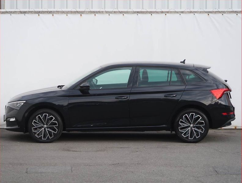 Škoda Scala (2022) Style 1.0 TSI, Tempomat - fotka 3 z 23