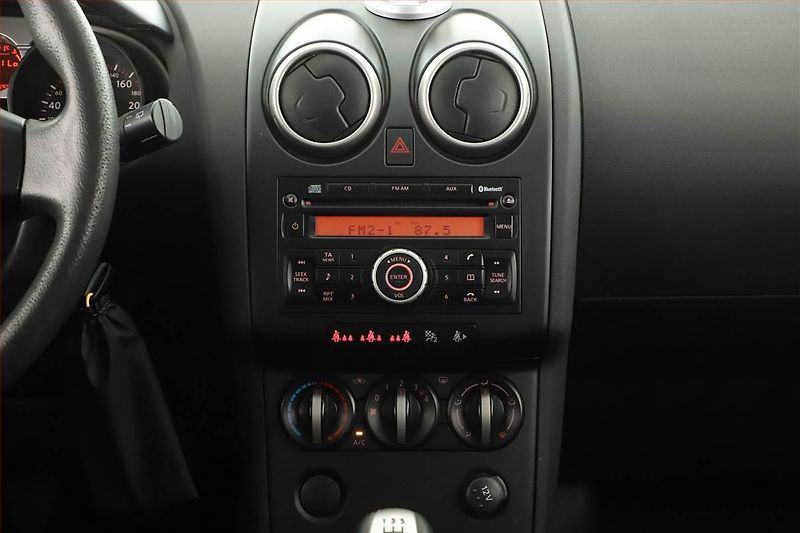 Nissan Qashqai (2010) 1.6, nová STK, Tažné - fotka 9 z 14