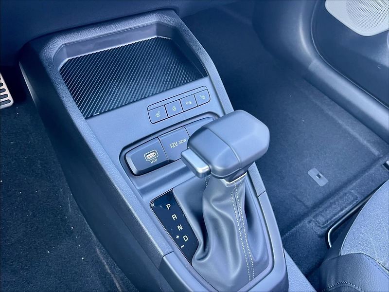 Kia Stonic (2026) 1,0 T-GDI  7DCT GT-LINE - fotka 16 z 20