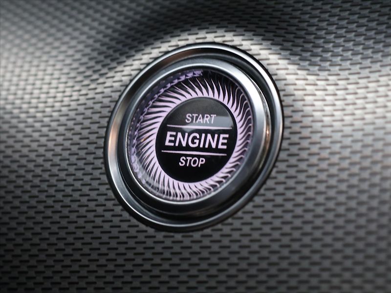 Mercedes-Benz Třídy E 2,0 220d 143kW Aut. AMG LED - fotka 25 z 40