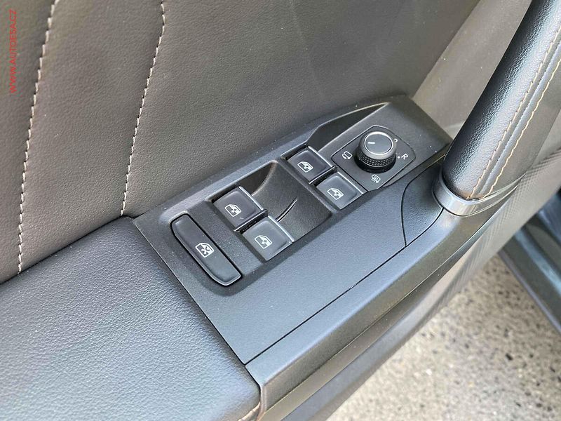 Cupra Formentor (2022) 2.0 TSi 4Drive, 1.maj,ČR - fotka 13 z 20