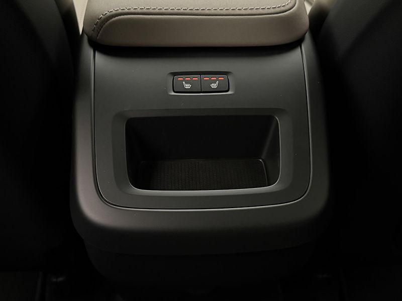 Volvo XC60 (2026) B5 AWD AUT BRIGHT PLUS - fotka 28 z 30