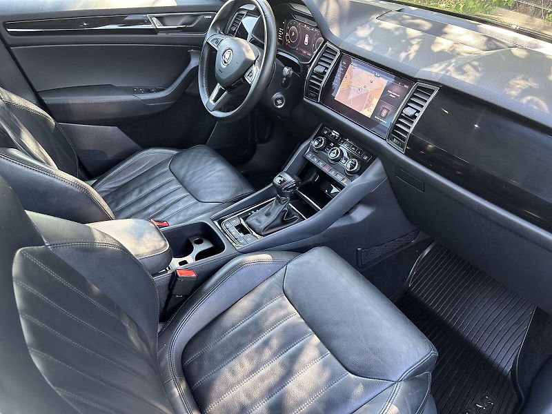 Škoda Kodiaq (2019) 2.0 TSI 4x4 DSG L&K - fotka 9 z 31
