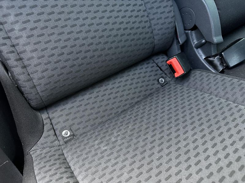 Škoda Roomster 1.2 TSI Style - fotka 21 z 25