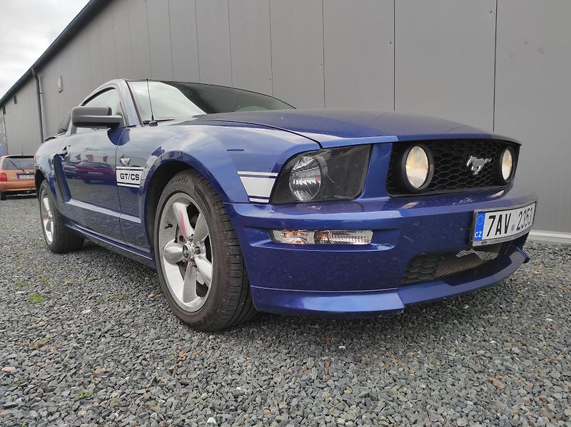 Ford Mustang REZERVACE  - fotka 9 z 19