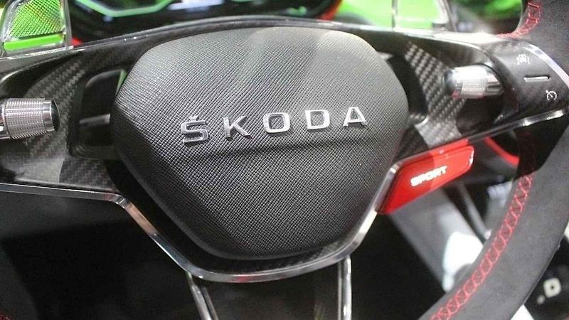 Škoda Vision RS je hatchback, který příští rok v umírněné podobě nahradí současný Rapid