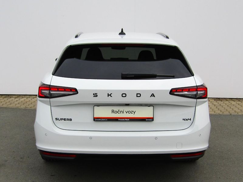 Škoda Superb (2026) Combi Sportline 2.0 TDI 142 kW - fotka 11 z 30