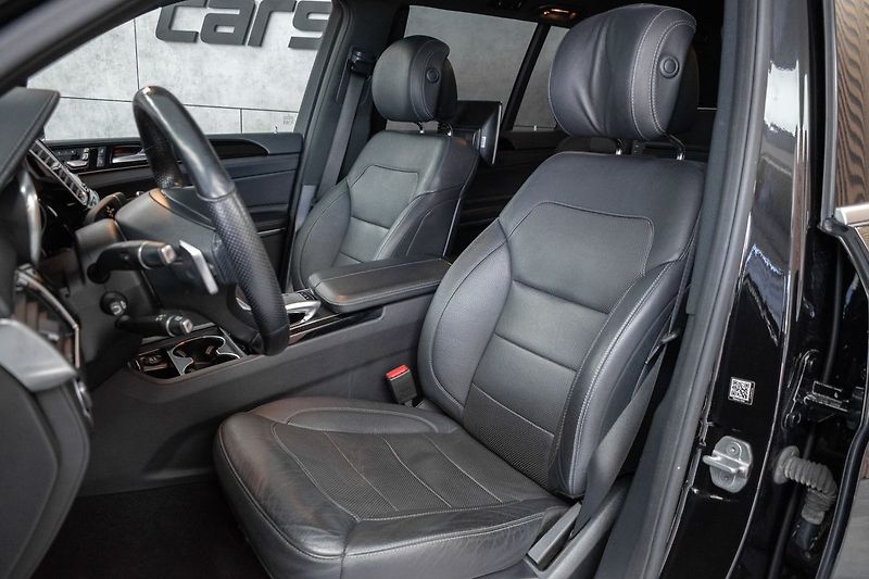 Mercedes-Benz GLS 500 4MAT*AMG*AIR* REZERVACE - fotka 12 z 65
