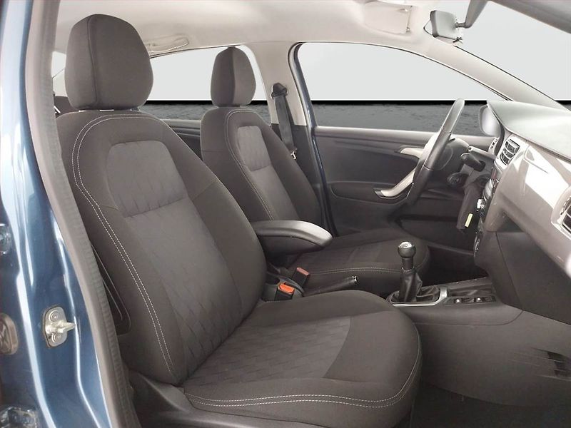 Citroën C-Elysée (2016) Exclusive 1.2 PureTech - fotka 9 z 17