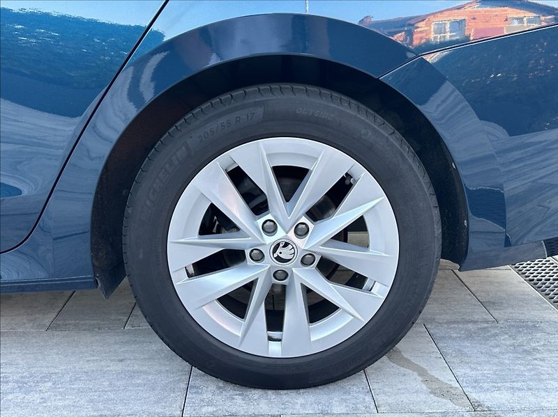 Škoda Octavia 1,5 TSI 150PS  Style M/T - fotka 50 z 60