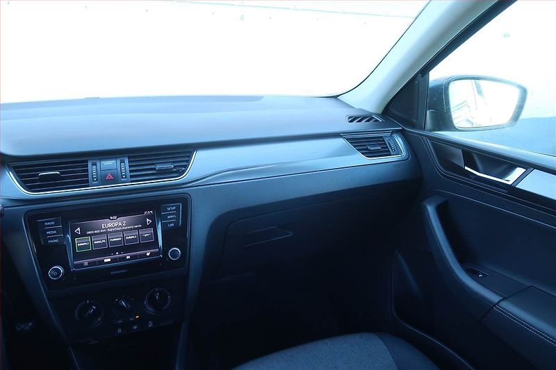 Škoda Rapid (2019) 1.0 TSI - fotka 8 z 15