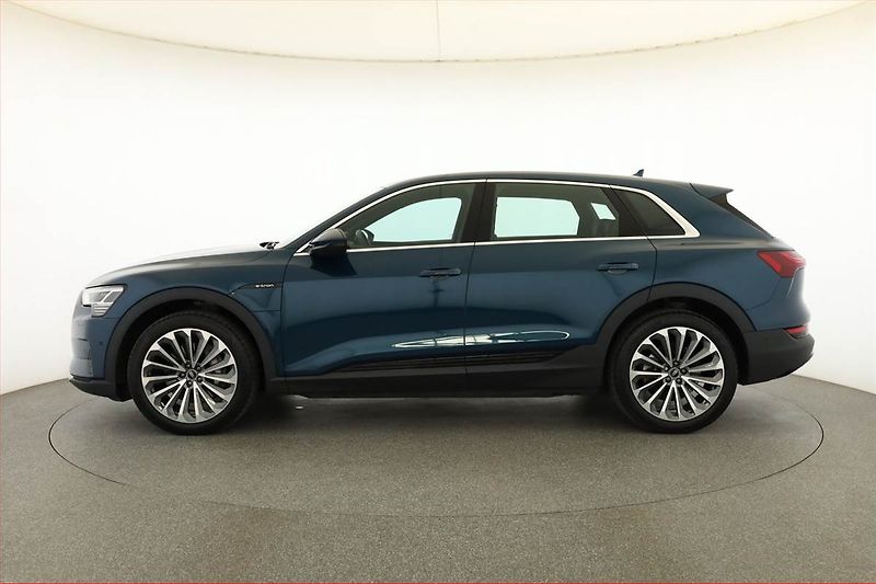 Audi e-tron (2022) 50 quattro, SoH 93% - fotka 3 z 20