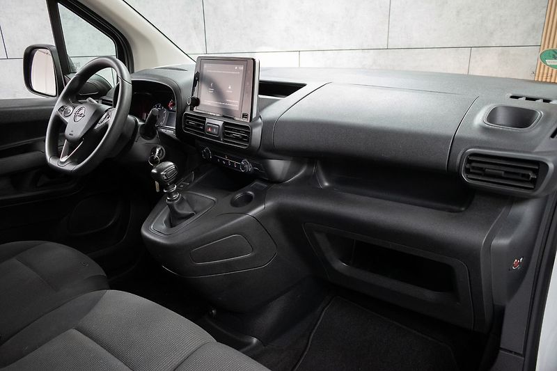 Opel Combo 1.5 CDTi TAŽNÉ*VESTAVĚNÁ DÍLNA - fotka 11 z 31