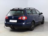 Volkswagen Passat (2009) 1.9 TDI, po STK, Tažné - náhled 4