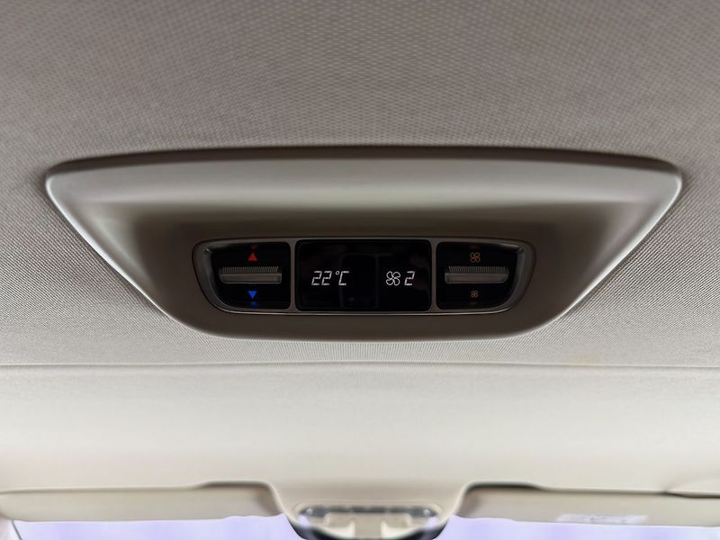 Mercedes-Benz Třídy V 250d AVANTGARDE LONG, BURMESTE - fotka 24 z 28