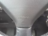 Peugeot 307 (2006) 1.6i 16V 80KW – VÝHŘEV SED - náhled 26