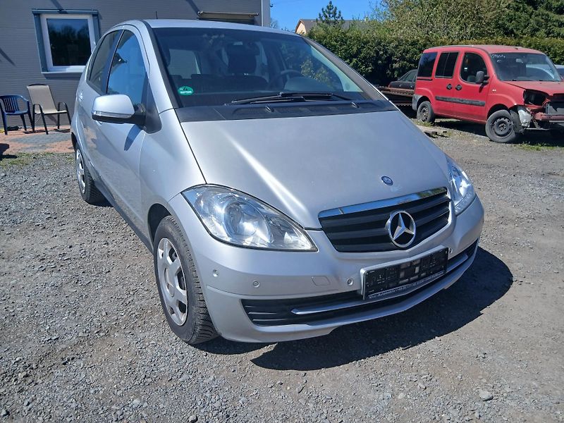 Mercedes-Benz Třídy A A 169, facelift, 180 CDI - fotka 5 z 32