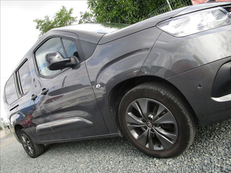 Toyota ProAce City Verso 1.5D-4D, 1. majitel - fotka 8 z 65
