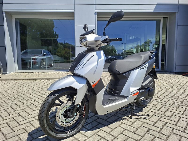 Peugeot Tweet 125i (2026) GT - fotografie inzerátu