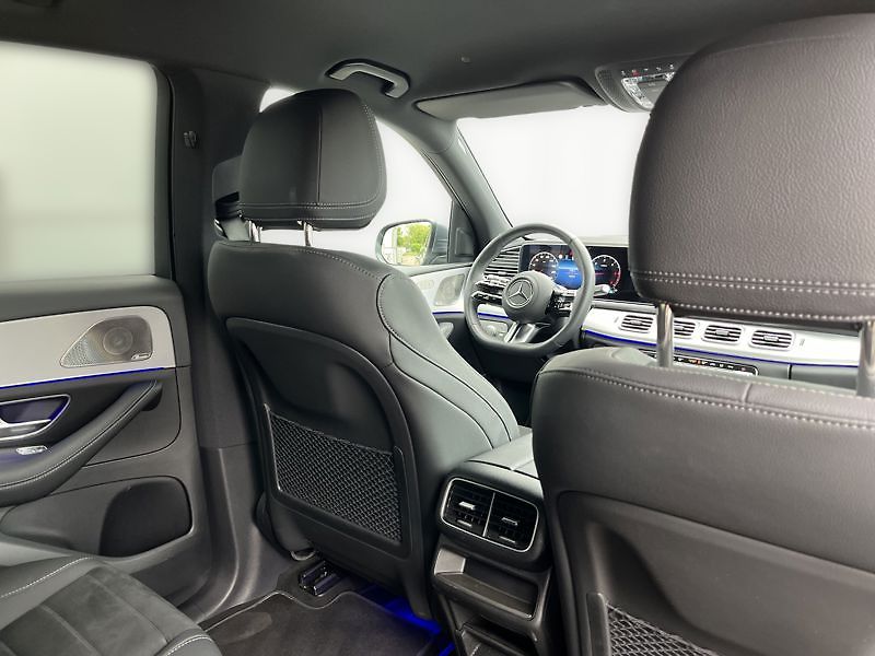 Mercedes-Benz GLE 300d 4MATIC AMG Line Airmatic - fotka 21 z 21