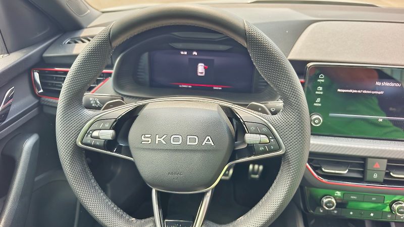 Škoda Kamiq (2025) MONTE CARLO TSI 85/1.0 A7F - fotka 26 z 38