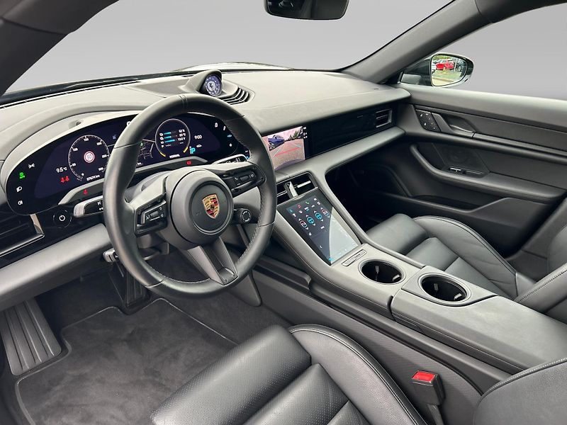 Porsche Taycan (2023) 4S - fotka 19 z 25