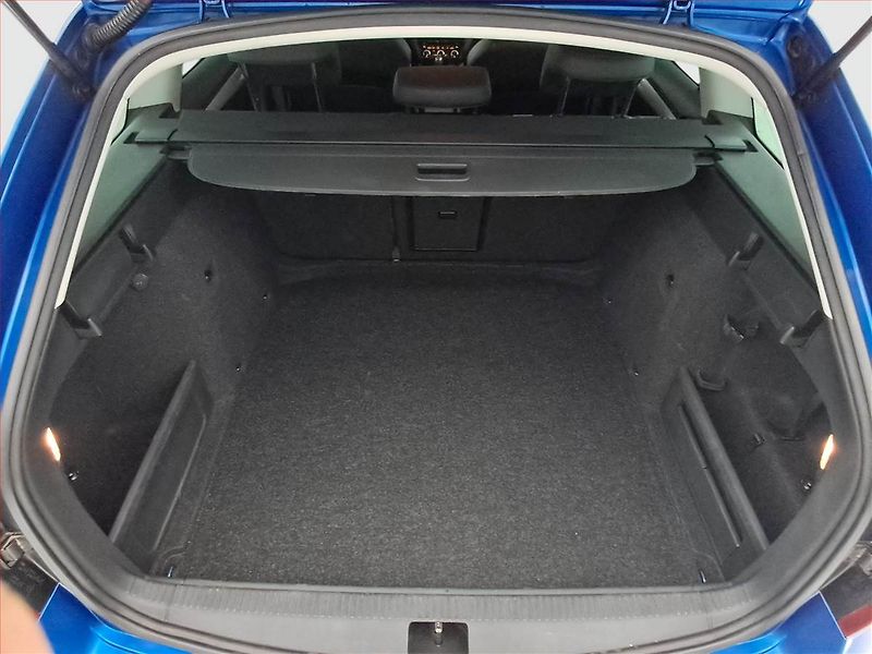 Škoda Octavia (2019) Style 1.6 TDI, Automat, Kůže - fotka 14 z 21
