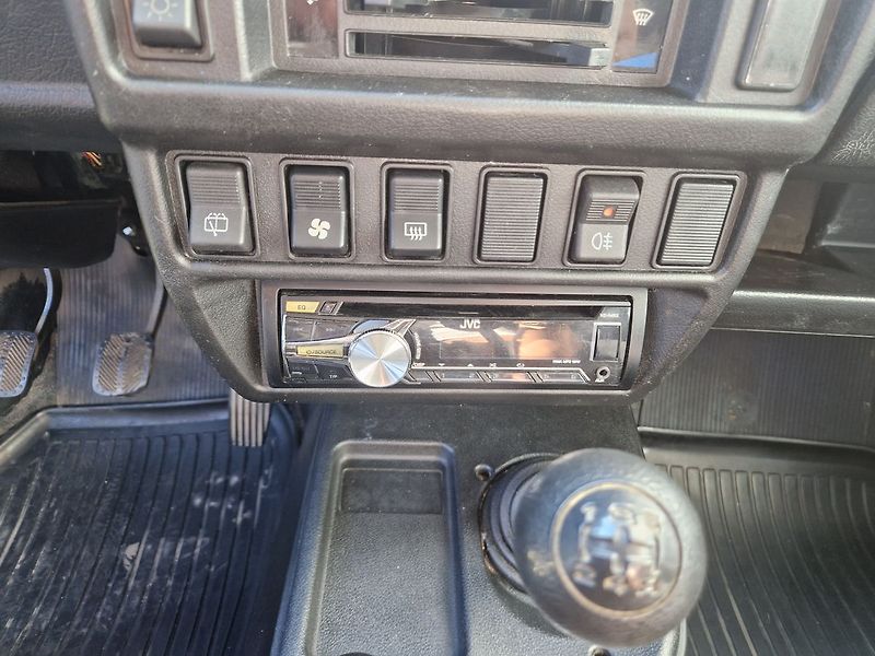 Lada Niva 1.7 Taiga 4x4 - fotka 18 z 24