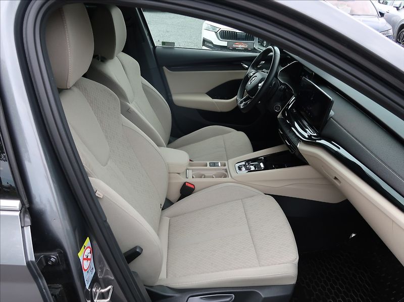 Škoda Octavia 2,0 TDi,Style,1majČR,serv.kn. - fotka 13 z 29