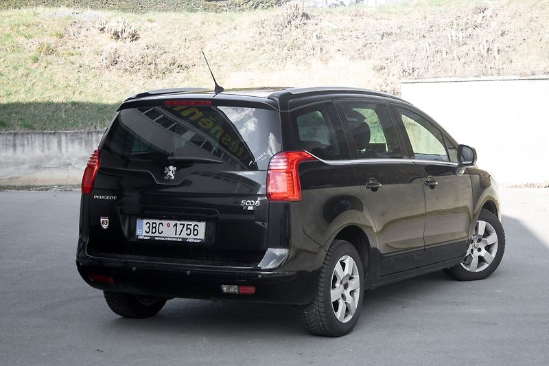 Peugeot 5008 - fotka 5 z 28