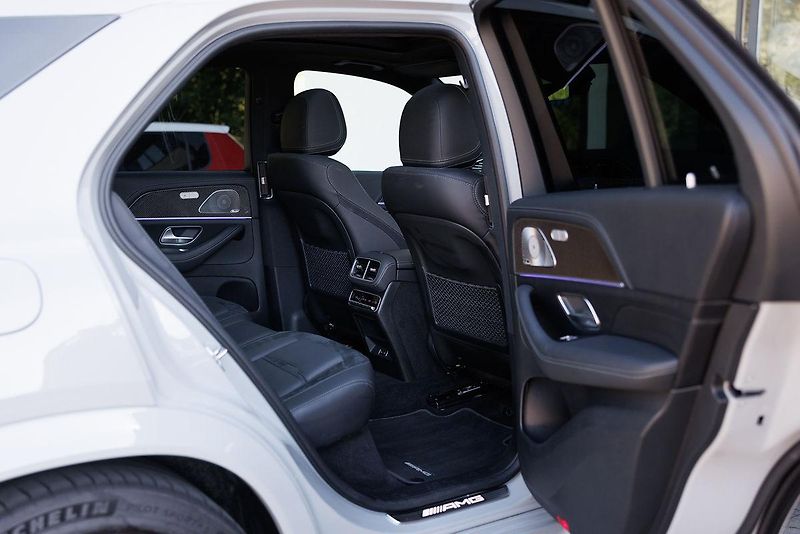 Mercedes-Benz GLE (2024)  GLE 53 AMG SUV 4Matic+ - fotka 54 z 61