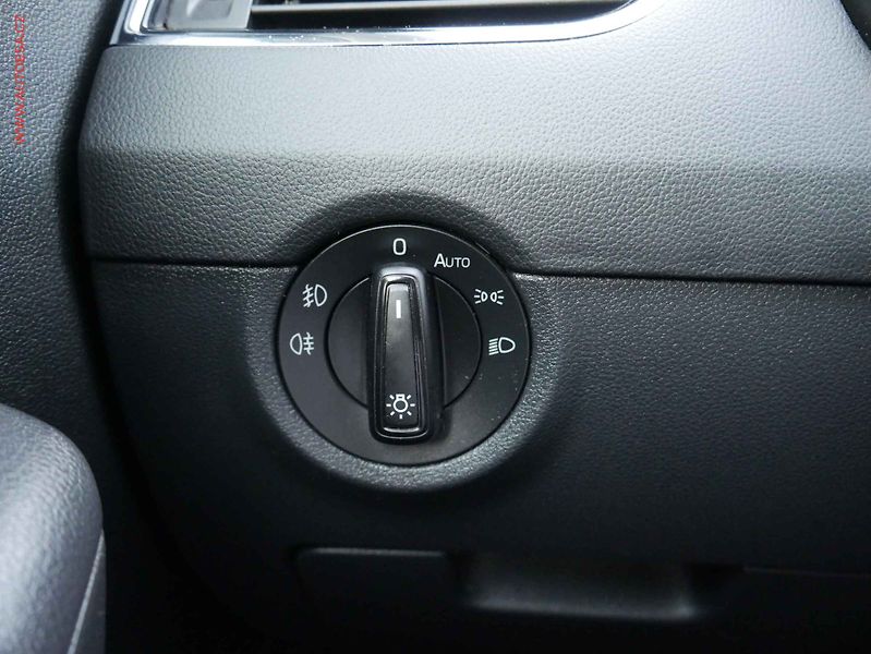 Škoda Octavia (2018) 1.6 TDi, ČR, Style, STK5/28 - fotka 16 z 18