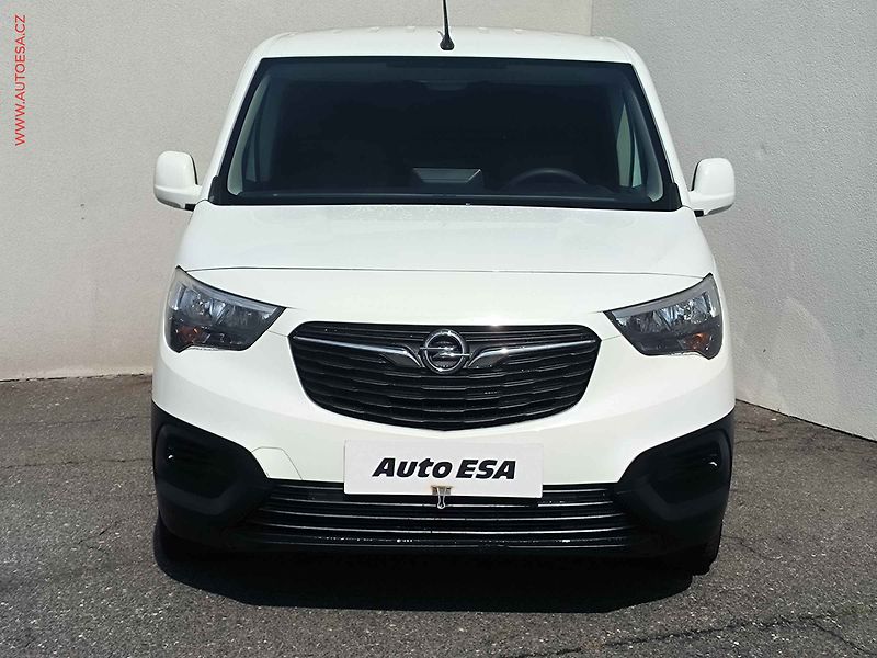 Opel Combo (2022) 1.5CDTi DÍLNA, Edition, navi - fotka 2 z 22