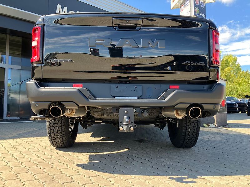 Dodge RAM (2025) 3.0 I6 426k REBEL PREMIUM EDIT - fotka 20 z 77