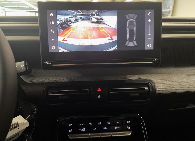 Citroën C3 (2026) MAX 1,2 Turbo 100 MAN6 - fotka 19 z 23