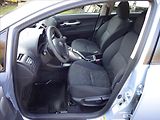 Toyota Auris 1,33 VVTi 74 kW - náhled 16