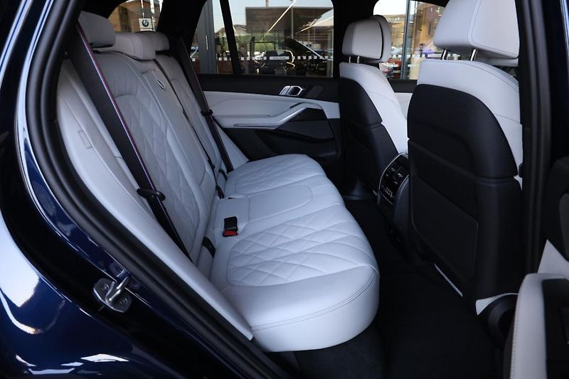 BMW X5 xDrive30d - fotka 6 z 18