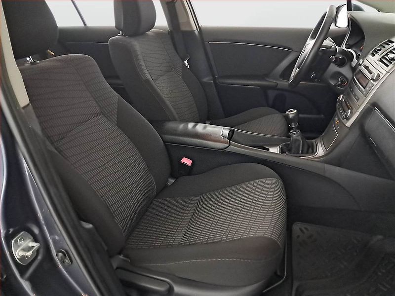 Toyota Avensis (2011) 1.8 Valvematic, Tempomat - fotka 9 z 16
