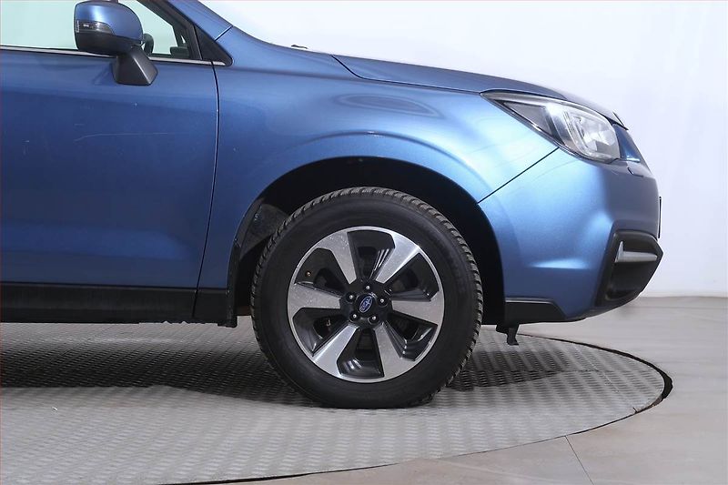 Subaru Forester (2017) 2.0 X, 4X4, Automat - fotka 15 z 18