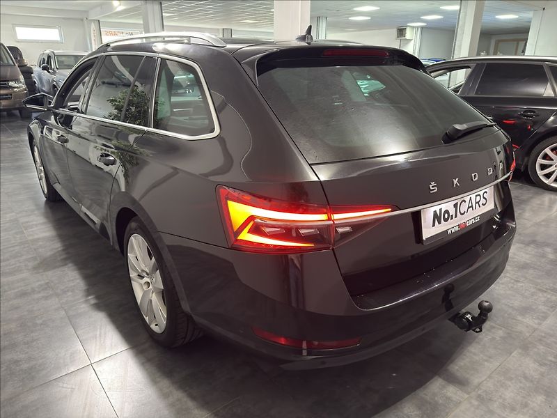 Škoda Superb 1,5   TSI DSG STYLE PLUS PANO - fotka 4 z 43
