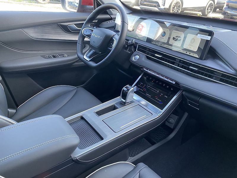 Chery Tiggo 4 HEV (2026) UNIQUE 1.5 IDHE HEV - fotka 20 z 34