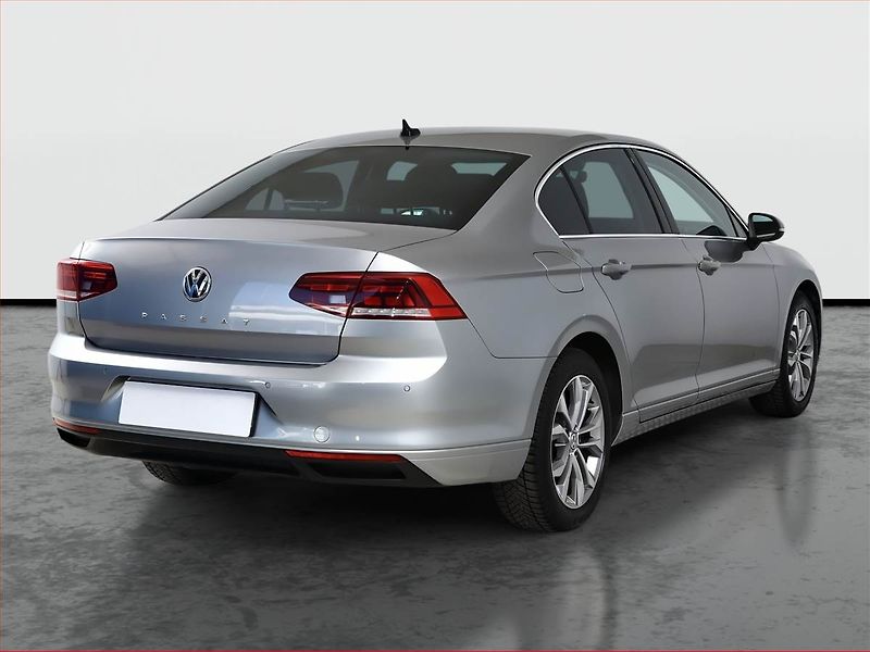 Volkswagen Passat (2019) 1.5 TSI, Tempomat - fotka 5 z 15