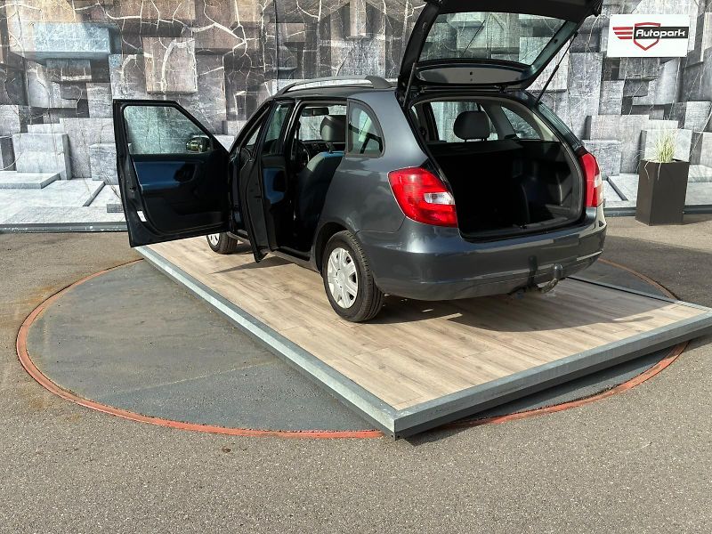 Škoda Fabia (2009) 1.2HTP, 51KW - fotka 9 z 18