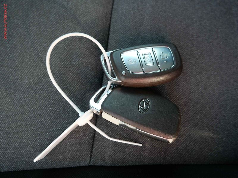 Hyundai Tucson (2019) 1.6 T-GDi, Premium, LED, TZ - fotka 29 z 29