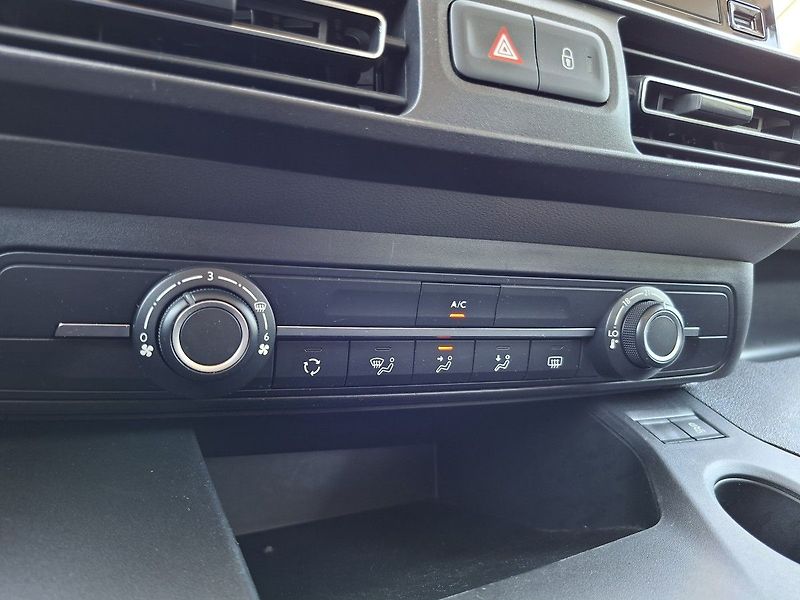 Peugeot Rifter ACTIVE 1.5 BHDi 130k M6 - fotka 21 z 22
