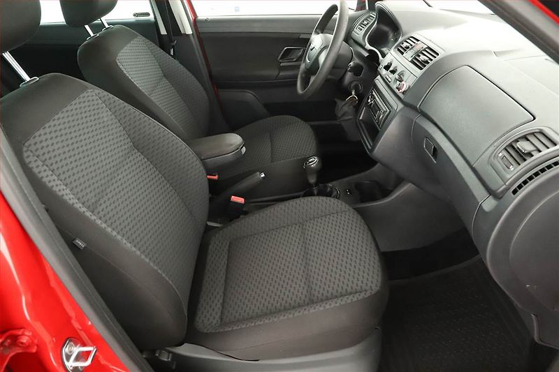 Škoda Fabia (2011) 1.2 TSI, nová STK - fotka 7 z 10