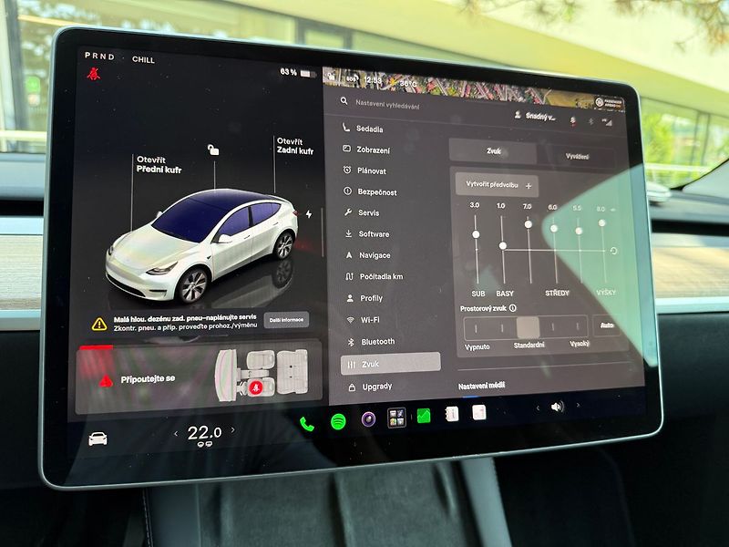 Tesla Model Y Standrart Range LFP Tažné - fotka 30 z 43