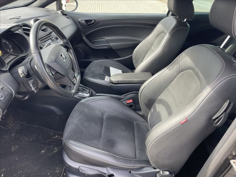 Seat Ibiza 1,4 TSI FR 135kw Automat DPH - fotka 7 z 38