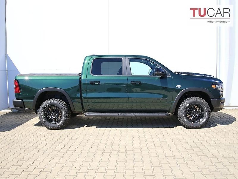 RAM 1500 (2026) Rebel 5.7 V8 Hemi 2026 - fotka 3 z 39