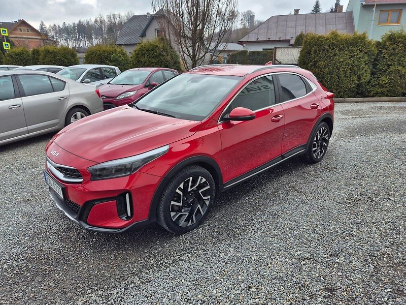Kia XCeed (2022) 1.5i TOP  NOVE V CZ EXKLUSIVE - fotka 8 z 37